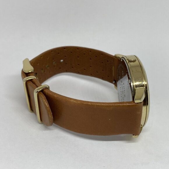 Fossil Boyfriend ES3750 Women\'s Brown Leather Analog Dial Quartz Watch UC133